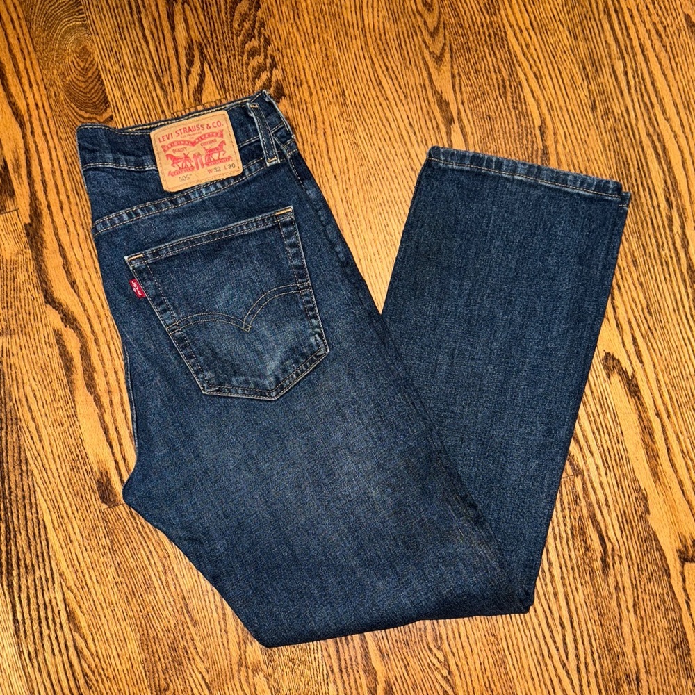 Levi's Men's 505 Dark Blue Straight Jeans 32 x 30